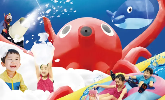 水遊びで大はしゃぎする子供達 2